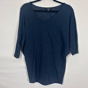 Laila Jayde Women's Blue Top